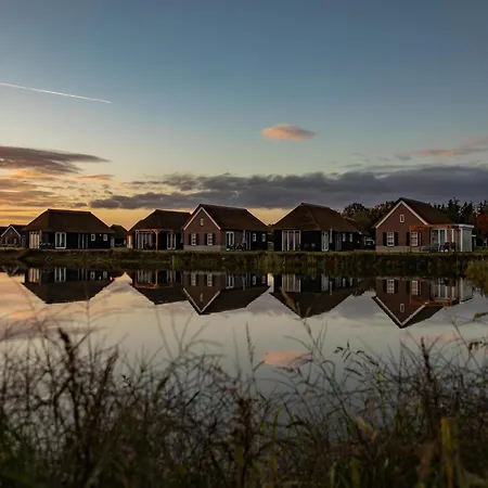 Thatched In A Villa Someren